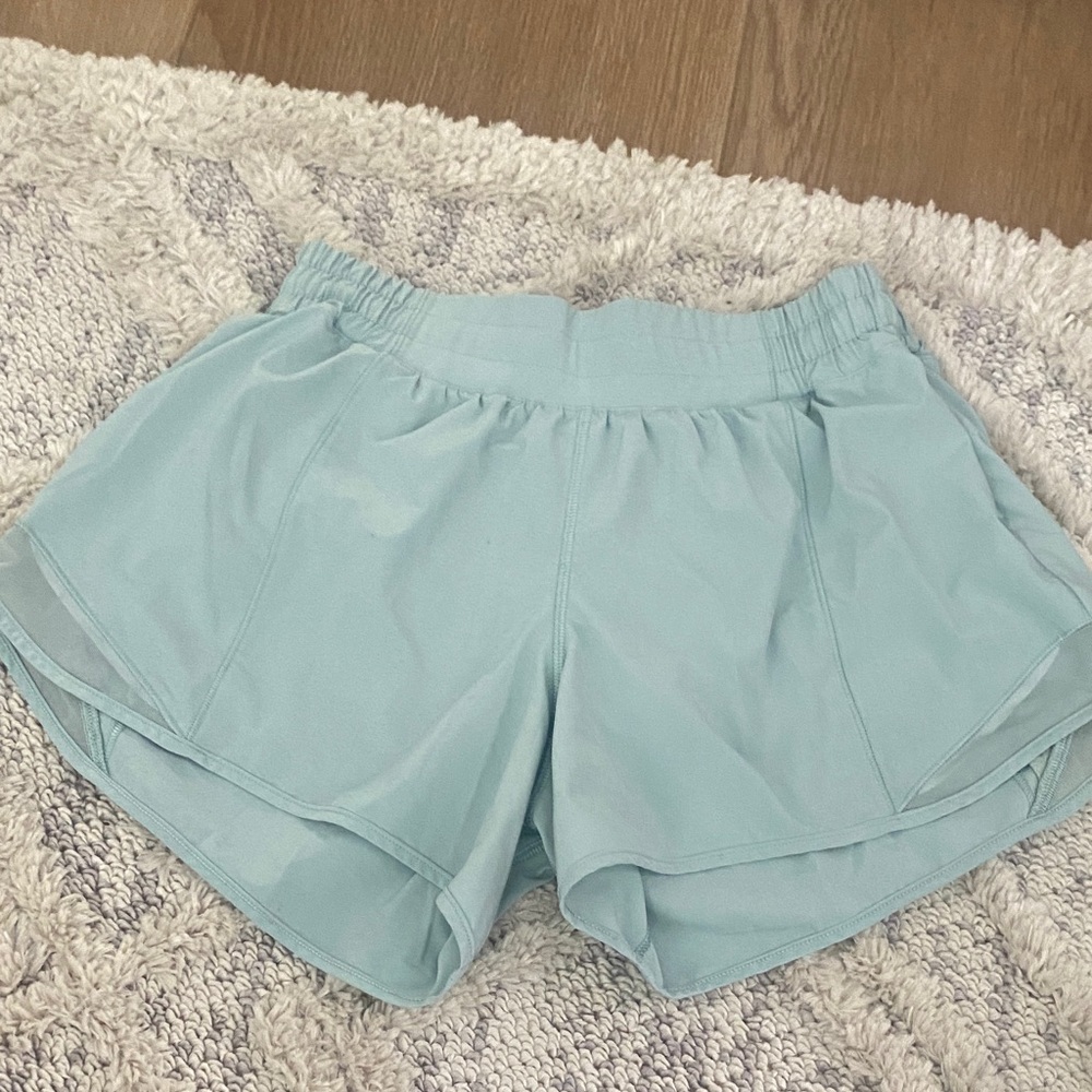 Lululemon light blue Hotty hots size 8
